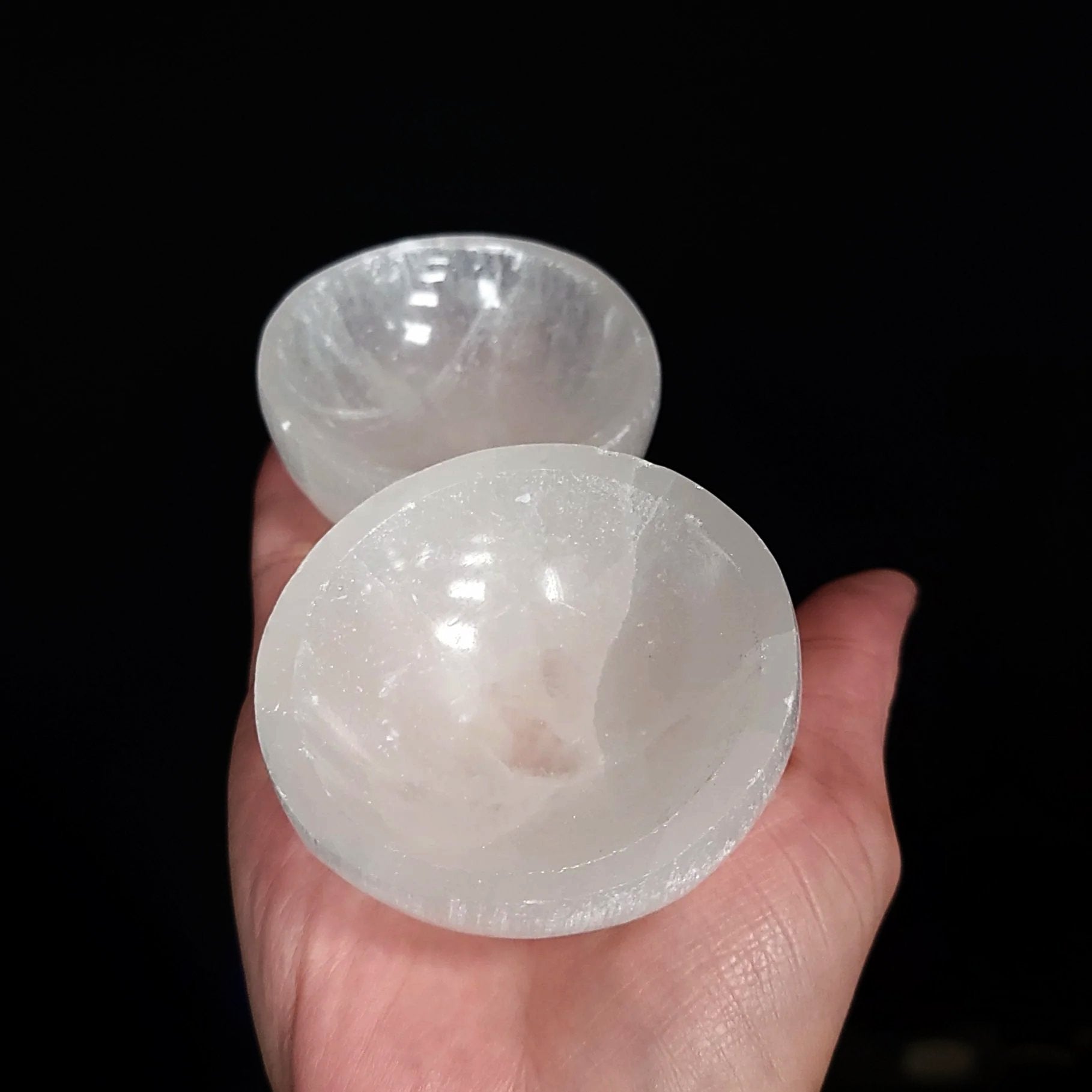 Selenite Bowl Round 2.5" 6.5cm Cleansing Charging Tray - Elevated Metaphysical