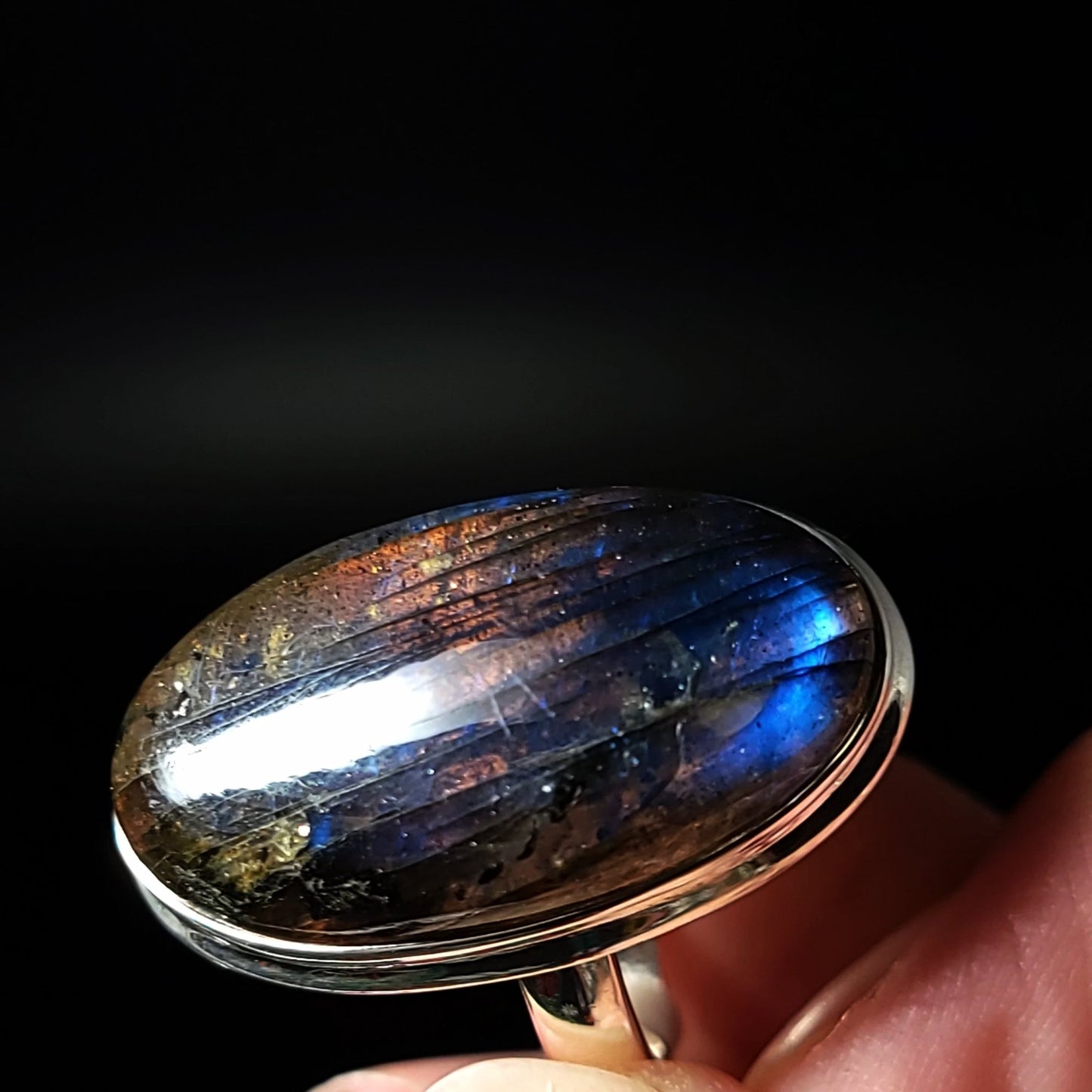 Labradorite Ring Sterling Silver Ring Rainbow Blue Flash Large - Elevated Metaphysical